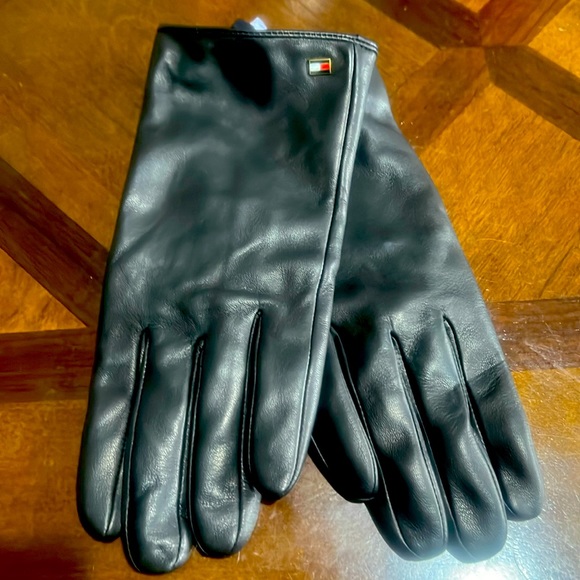 Tommy Hilfiger Black Leather Men's Glove